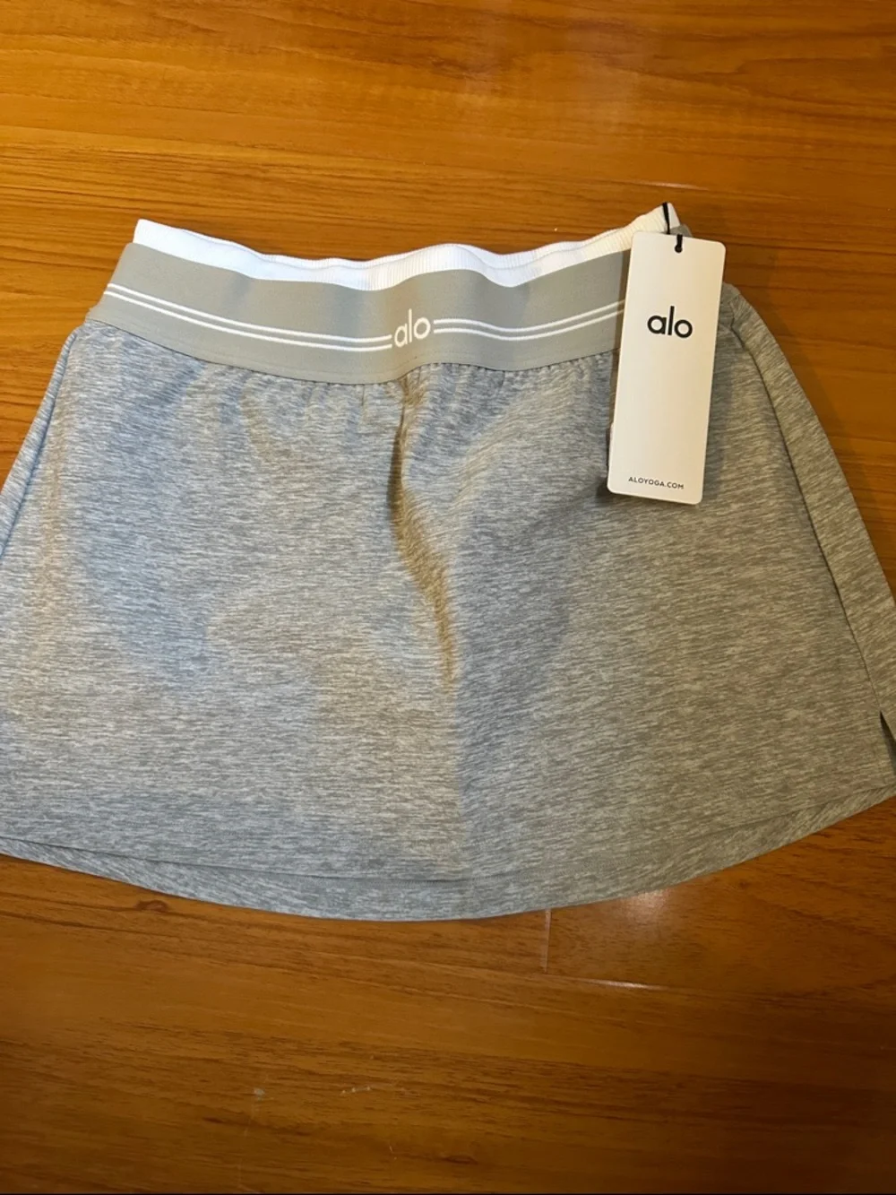 Alo Airbrush Better Together Tennis Skirt NWT Heather GreyWhite